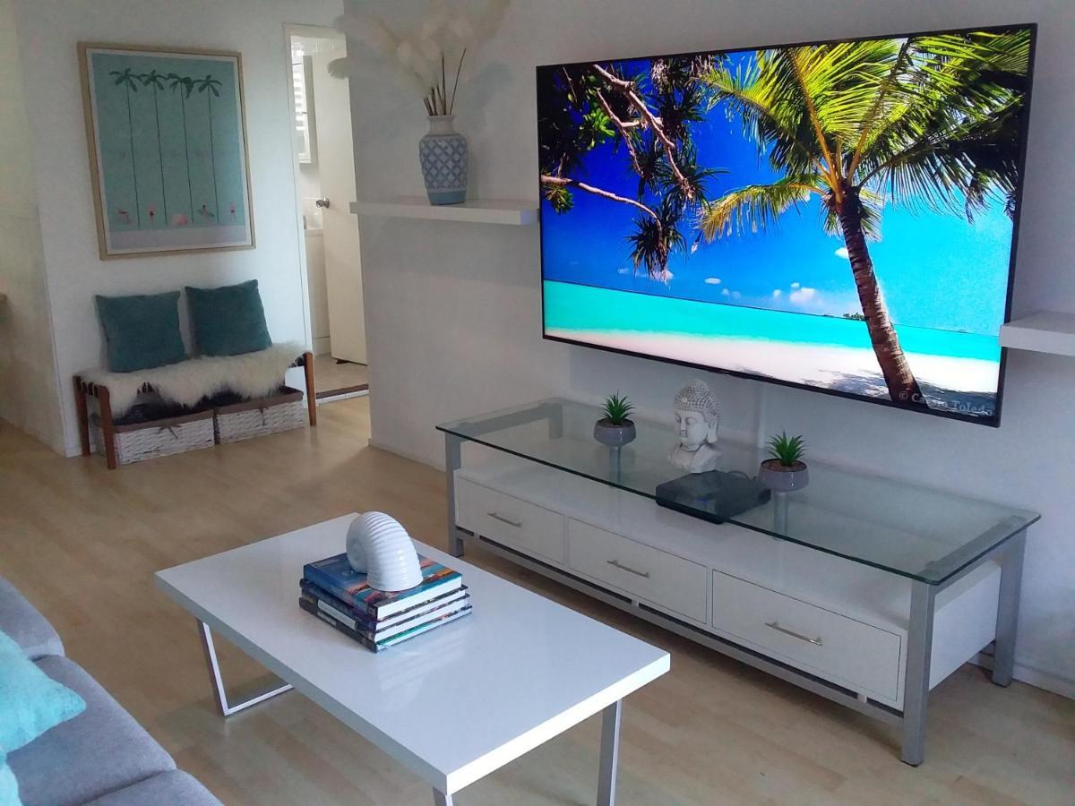 Bongaree Bribie Island Unit With Pool - Amazing Beaches & Lifestyle! מראה חיצוני תמונה